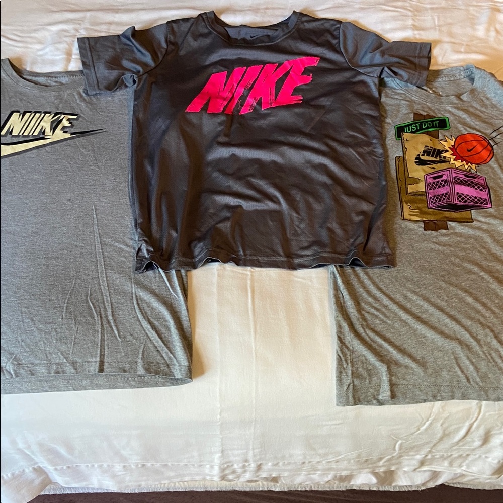 Nike Kids Tees - Gray with Pink and Cream Accents